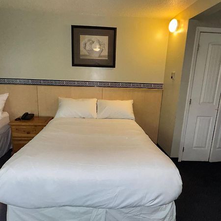 Silver Crest Lodge Grande Prairie Buitenkant foto